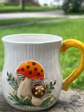 Vintage Woodland Mushroom Mug Embossed Ceramic Coffee Cup Yellow Handle